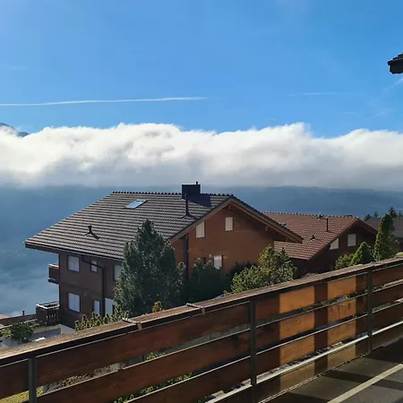 Hinkelstein In Beatenberg Traumhafte Aussicht Auf Eiger, Moench & Jungfrau Feriehus
